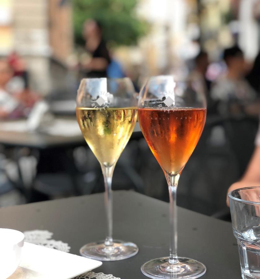 Hotel Restaurant Jura Kerzers エクステリア 写真