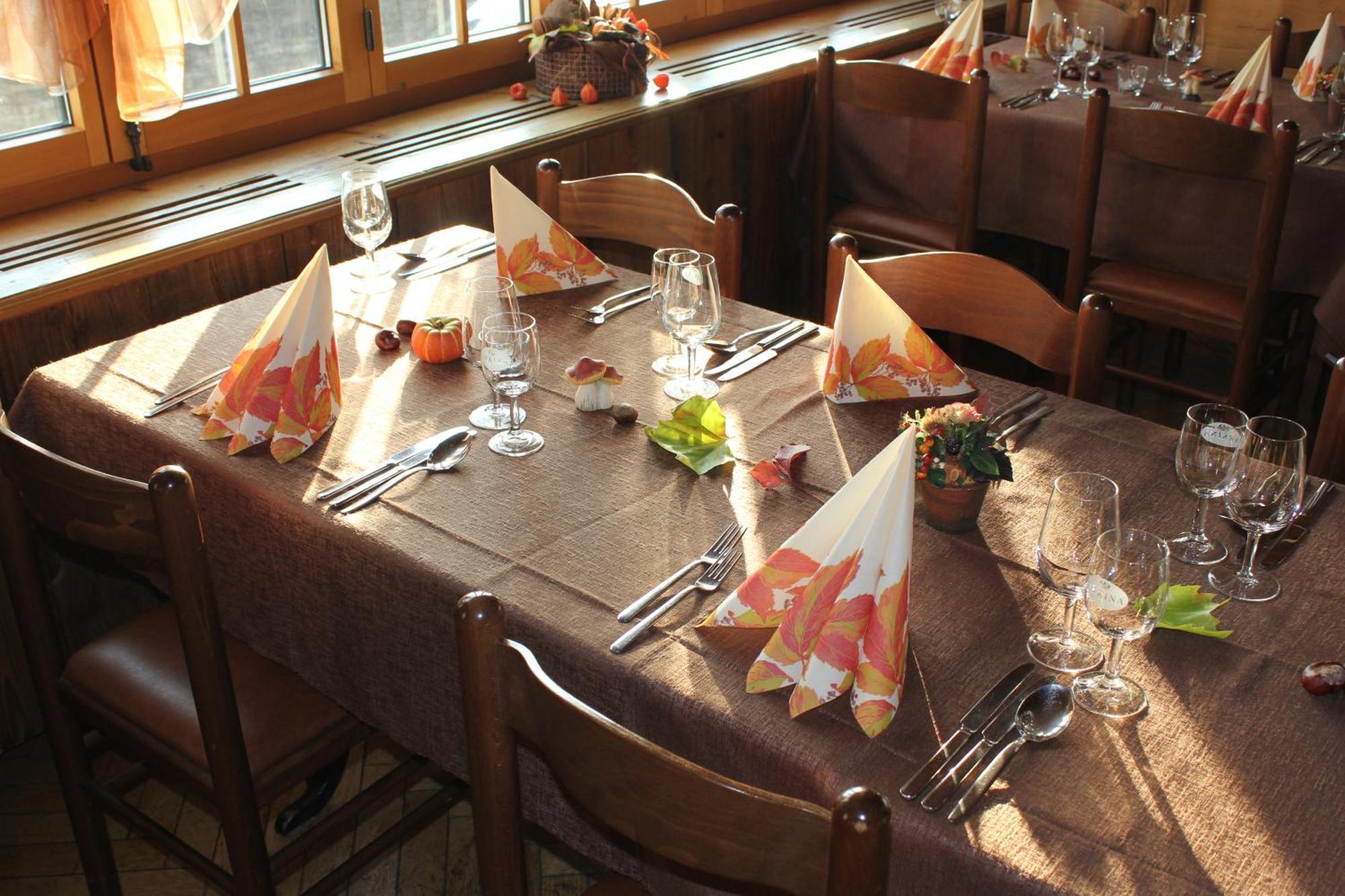 Hotel Restaurant Jura Kerzers エクステリア 写真