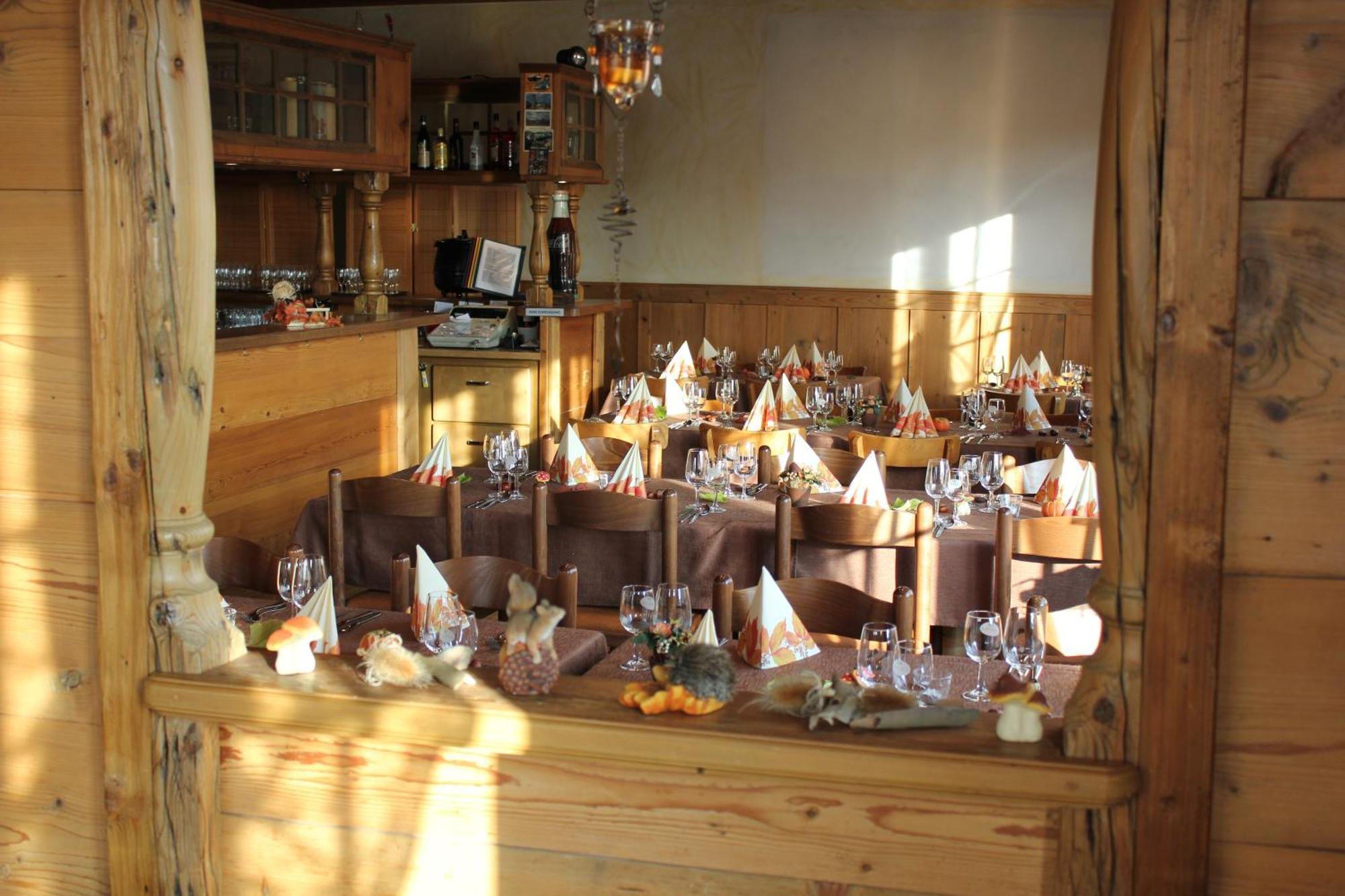 Hotel Restaurant Jura Kerzers エクステリア 写真